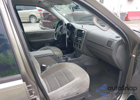 2005 Ford Explorer Xlt/Xlt Sport/Nbx z USA, uszkodzony, nr VIN 1FMZU73K05ZA64085